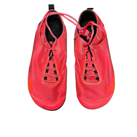 Tesla Bare Trek Mens  TF-BK32 Red Trail Running Shoes Size 10 - Picture 1 of 2